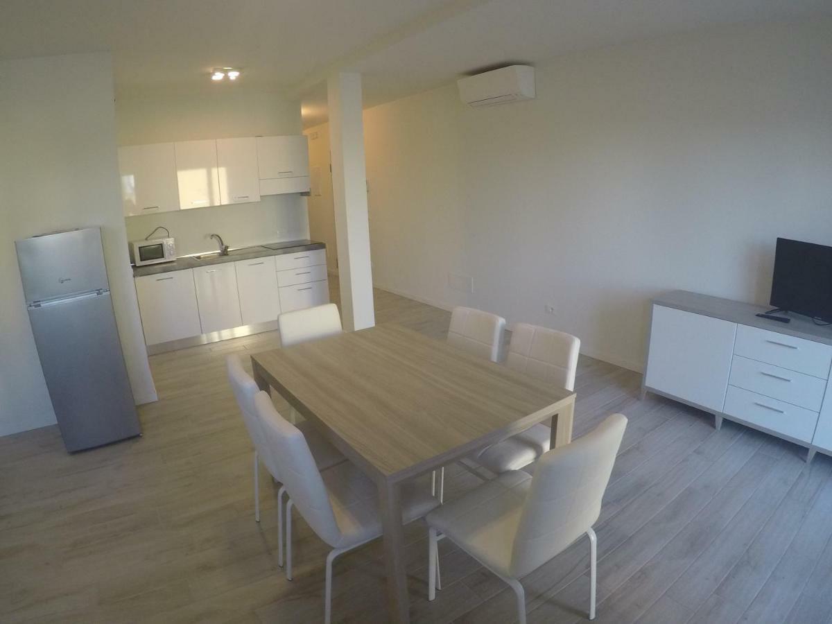 New Alfieri - Agenzia Cocal Apartment Каорле Екстериор снимка